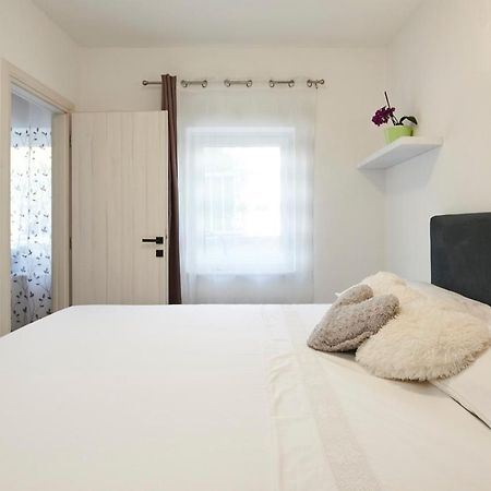Apartment Josip Ciovo Трогір Екстер'єр фото